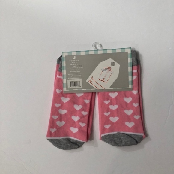 Simply Southern Non Slip I Love You Socks NWT - Picture 3 of 4